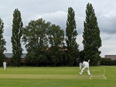 2021-07-10
St Albans III v Luton Town and Indians IV
Stuart Murray faces opposition skipper Mushtaq Dalvi at Verulam School Sports Fields