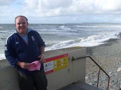 Billso braves the wind