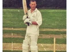 Kohler inspects the leg side field during his heroic, defiant knock.