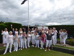 Celebrating, in a Covid safe manner, the Ladies Sixtieth Anniversary
6th Sept 2020 ??
( The numbers were limited due to Covid rules ?? )